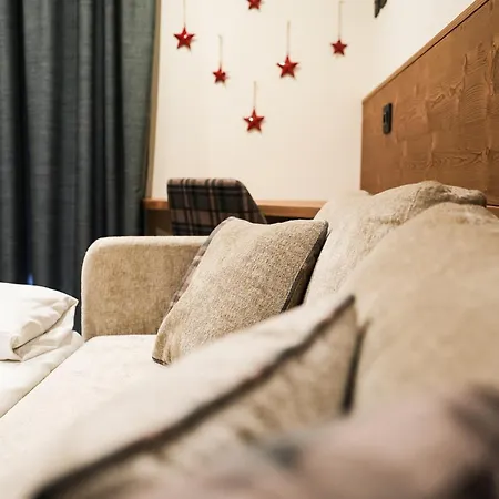 Il Cervo Nel Bosco Брей-Червінія