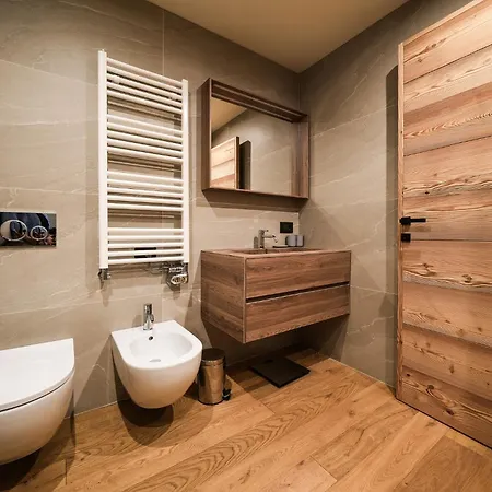 Il Cervo Nel Bosco Апартаменти Брей-Червінія